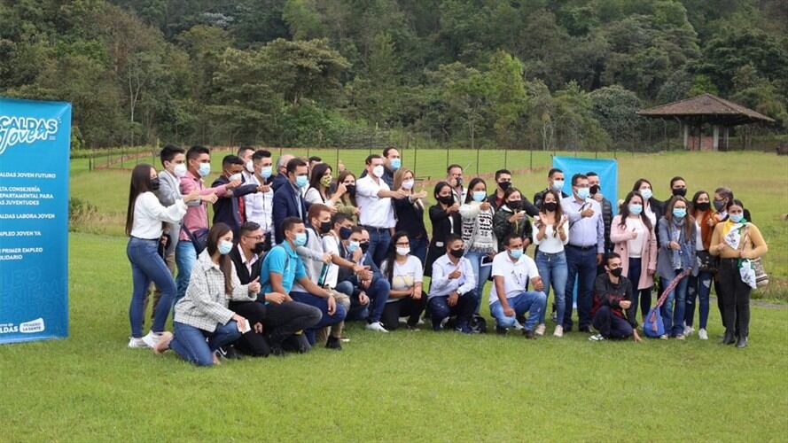 En Colombia y Caldas fue firmado el Primer Pacto Regional de la Juventud. Foto: Enviada desde la Gobernación de Caldas.