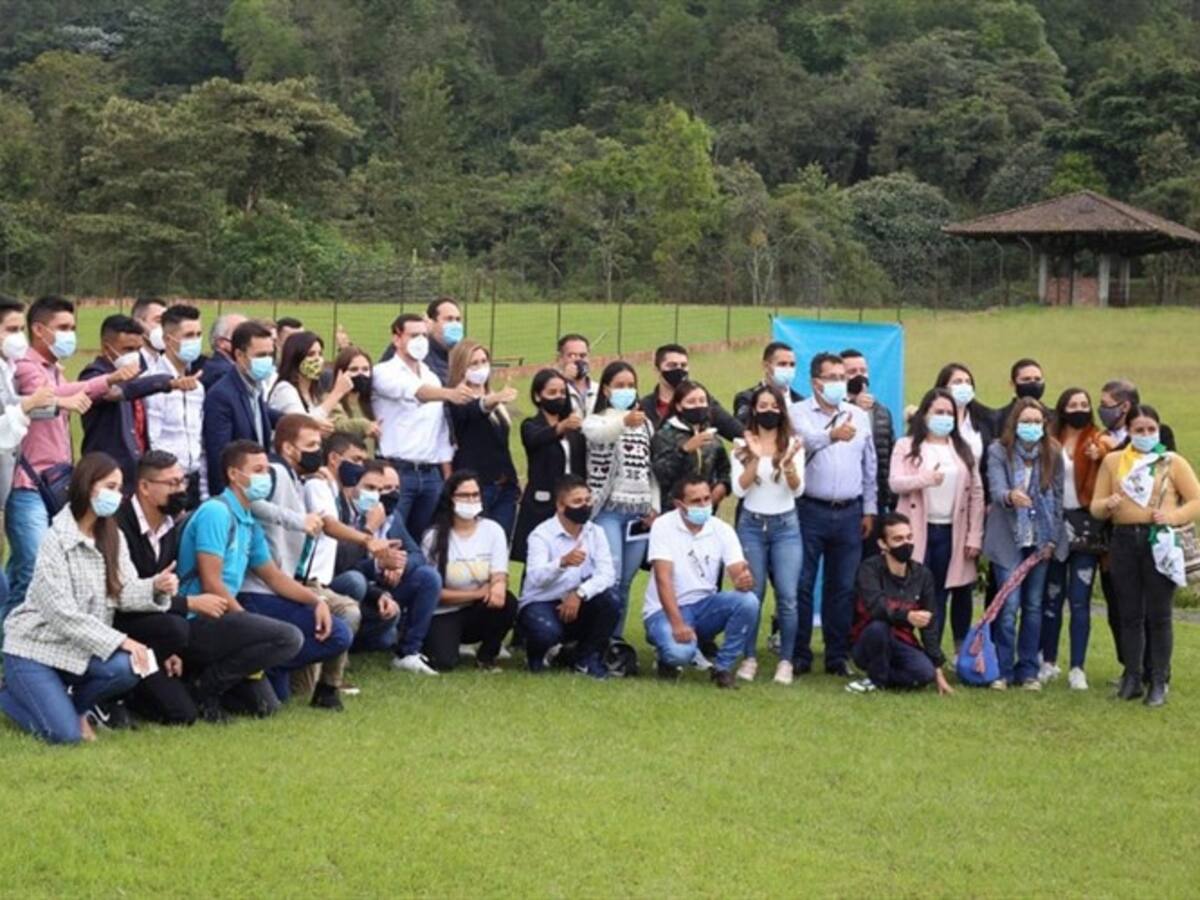 En Colombia y Caldas fue firmado el Primer Pacto Regional de la Juventud