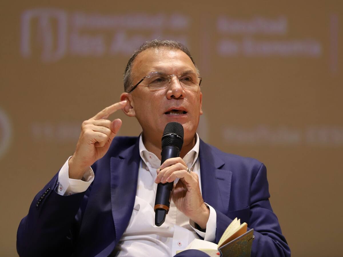 Quién es Roy Barreras, el nuevo presidente del Senado