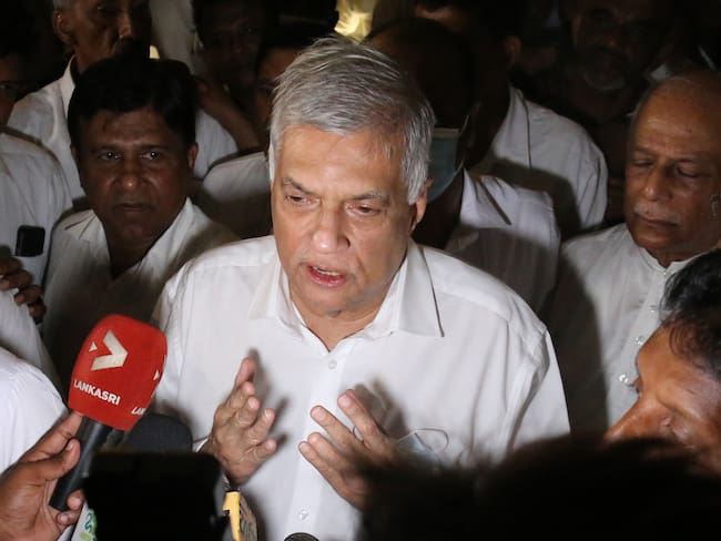 Ranil Wickremesinghe se posesionó como presidente de Sri Lanka en medio de la crisis
