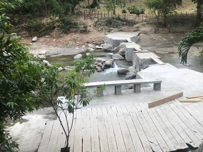 Comunidad denuncia que en Guachaca hotel represa el curso del río Piedras