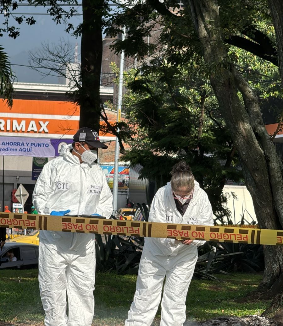 El cuerpo fue trasladado a Medicina Legal, donde se adelanta el proceso de identificación y análisis forense. Foto: Cortesía.