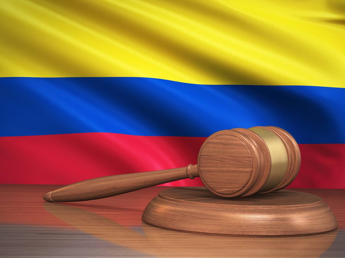 Confirman condena contra funcionaria de la U. Distrital: pagará una multa de más de $5.000 millones