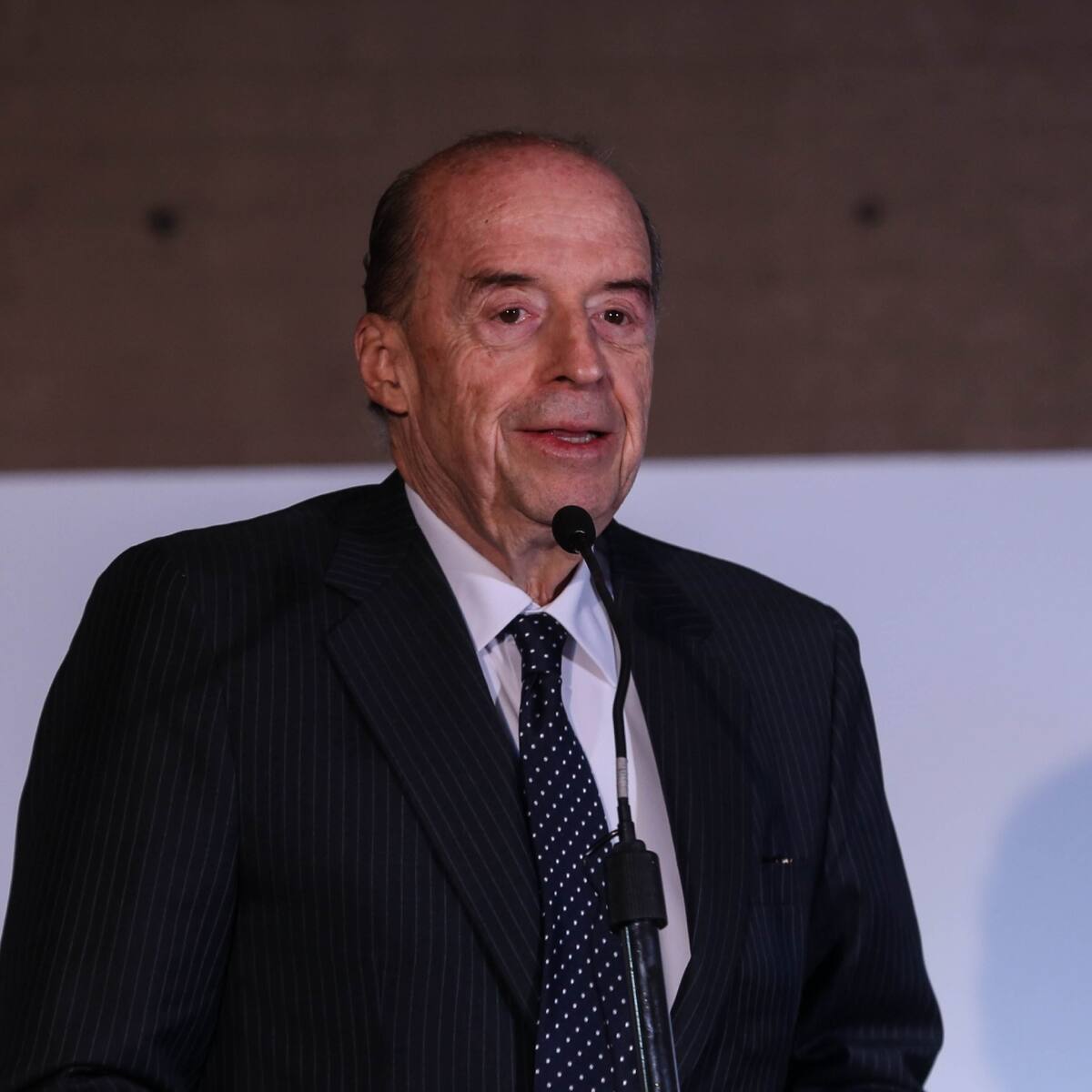 “Gozo el triunfo de mi patria, atrás los odios”: canciller Álvaro Leyva por fallo de CIJ