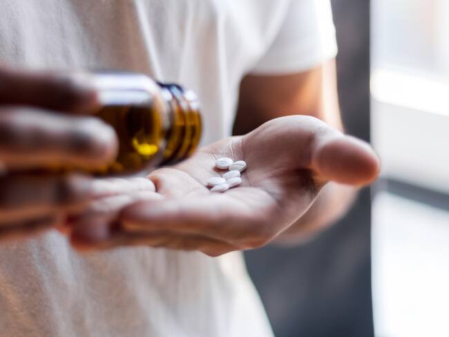 Estudio alerta sobre efectos secundarios del consumo de aspirina en adultos mayores