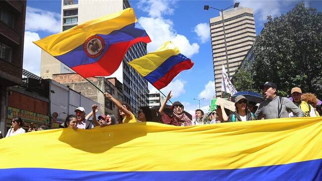 Manifestaciones durante el paro nacional en Colombia. Foto: Colprensa - Camila Díaz