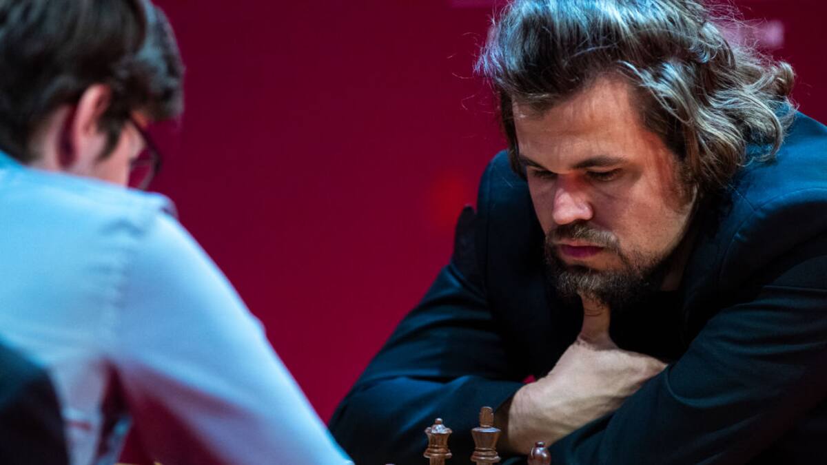 Magnus Carlsen logra dos nuevos campeonatos del mundo de ajedrez