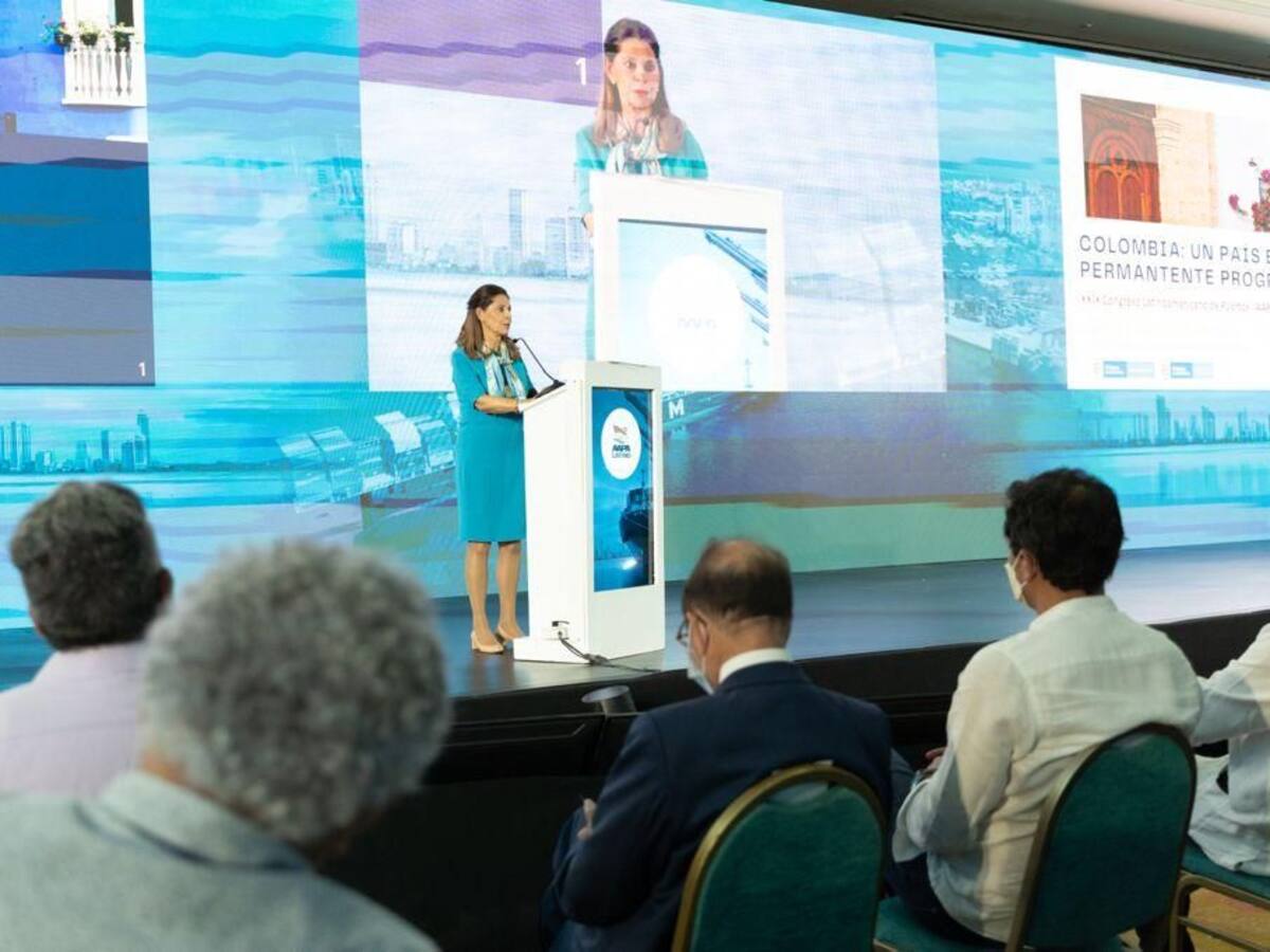 Incumplimiento de citas agrava crisis de pasaportes que iría hasta febrero