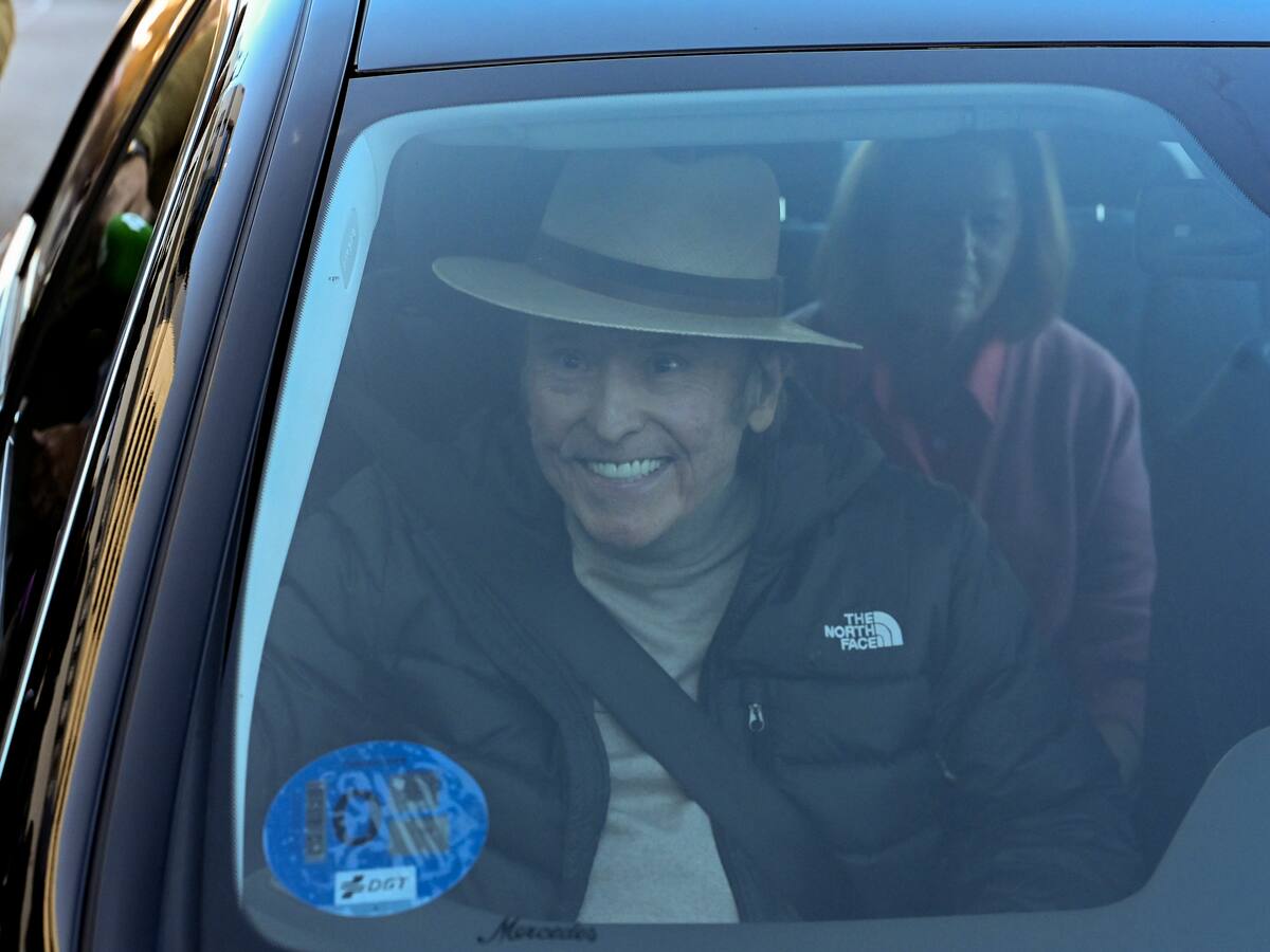 Raphael salió del hospital tras diez días ingresado y le aguardan meses de reposo sin gira