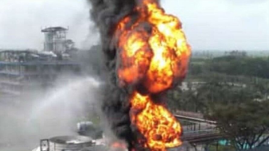 Las llamas destruyeron la torre de enfriamiento ubicada en la zona . Foto: Cortesía