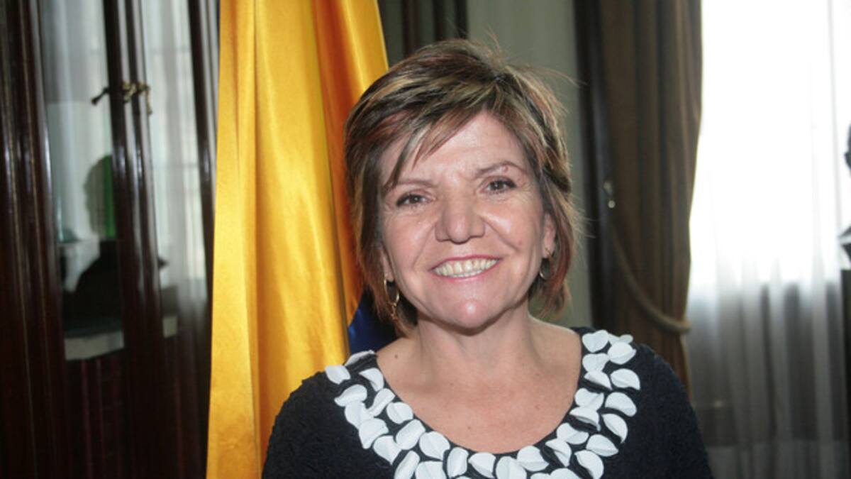 “No podemos permitir que se pierda un solo peso de la paz”: Gloria Cuartas