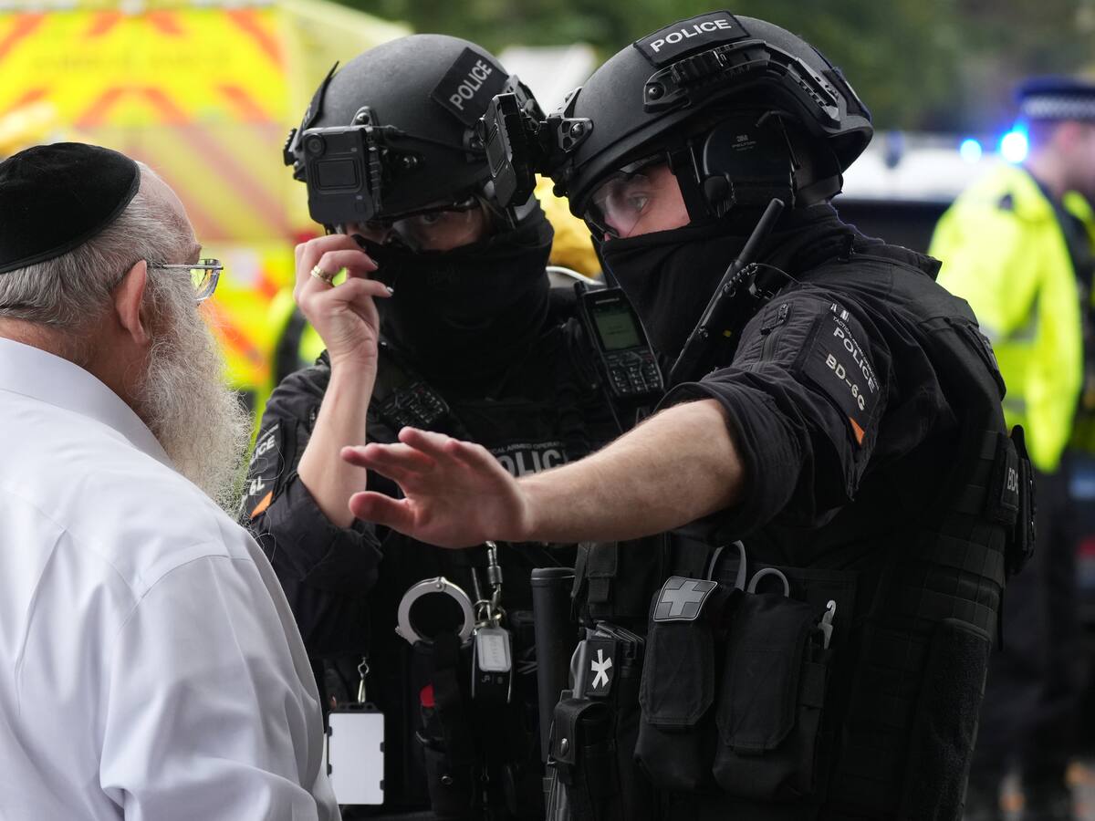 Supuesto artefacto explosivo de la sinagoga de Mánchester era “inoperativo”, según las autoridades