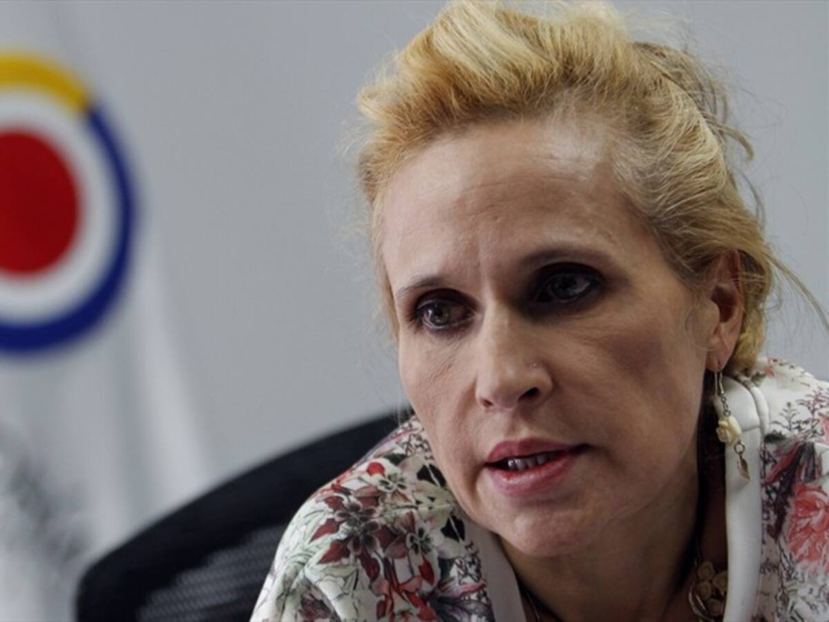 Sí debió hacerse oferta pública: Sandra Morelli sobre acciones de la Triple A