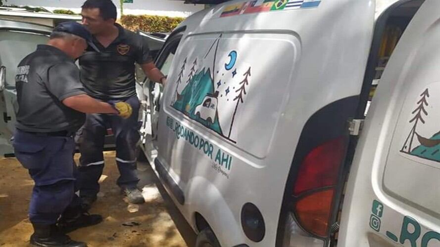 Los hechos se dieron en Barichara, Santander, cuando la mujer extranjera laboraba en su carro rodante en el que ofrecía comidas.. Foto: