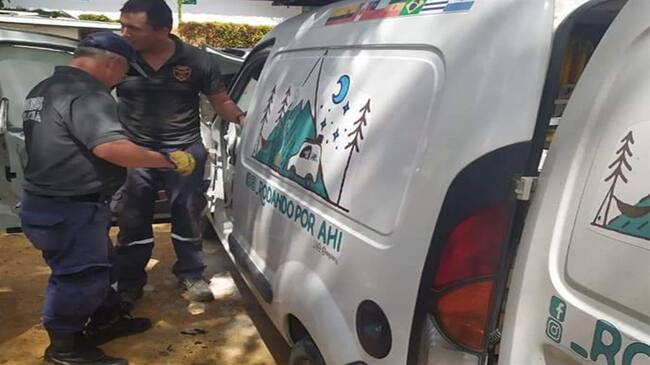 Los hechos se dieron en Barichara, Santander, cuando la mujer extranjera laboraba en su carro rodante en el que ofrecía comidas.. Foto: