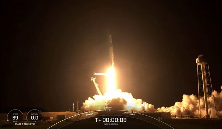 Lanzan el 'Inspiration4': la primera misión espacial compuesta solo por civiles. Foto: Captura YouTube