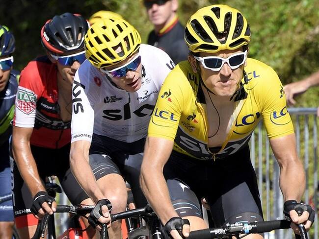 .- El ciclista británico Geraint Thomas (d) del Sky, el británico Christopher Froome (2d) del Sky, el australiano Richie Porte (3d) del BMC y el colombiano Nairo Quintana (i) del Movistar.. Foto: Agencia EFE