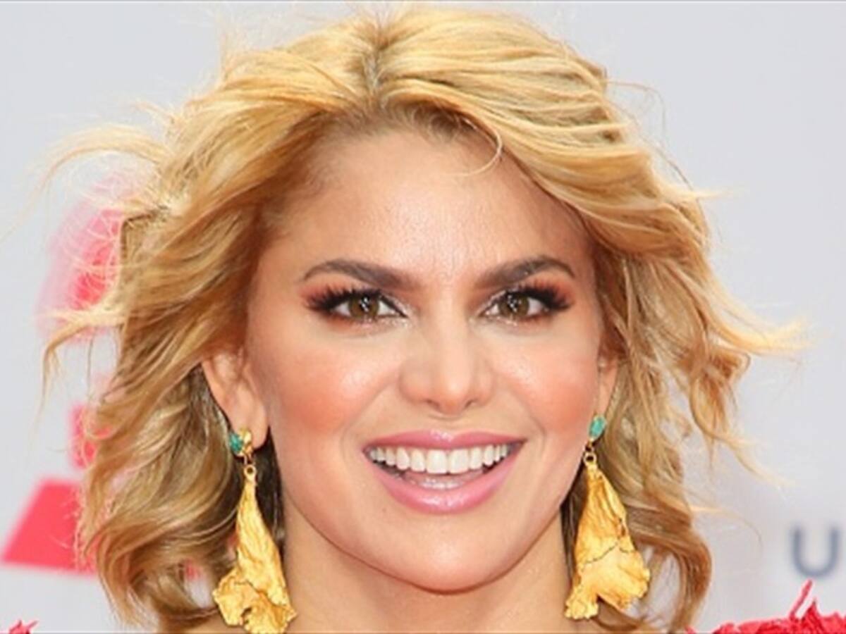 Adriana Lucía invitada en el Festival Nacional Colombia Canta y Encanta