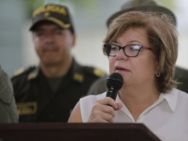 ¿Dónde está la ministra de Justicia?: José Obdulio Gaviria