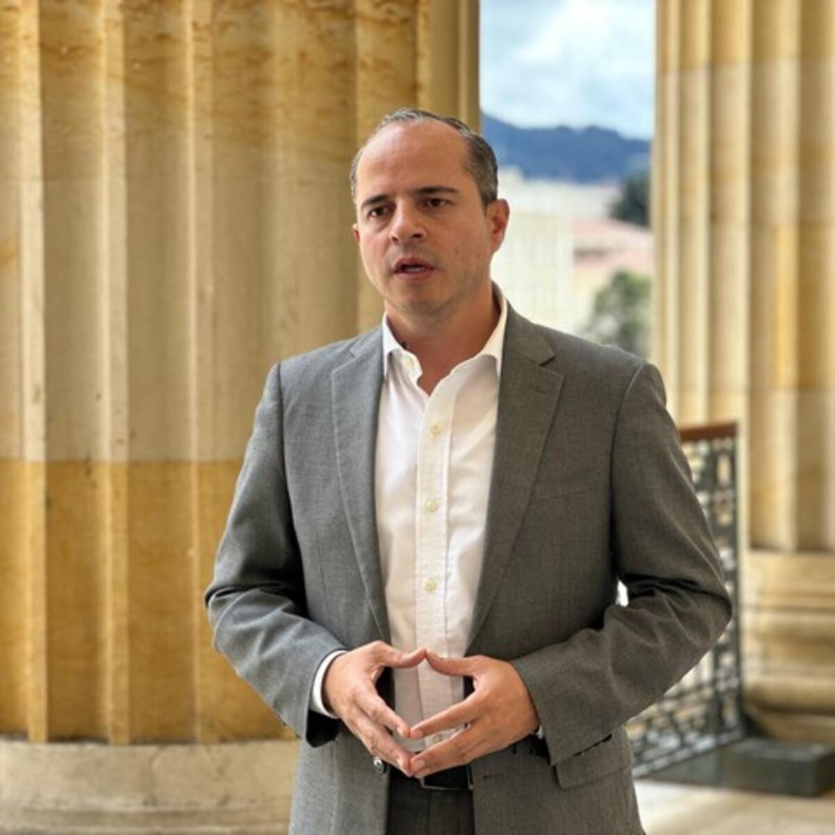 Es lamentable su actitud: representante Juan Espinal sobre Sandra Heredia, juez del caso Uribe