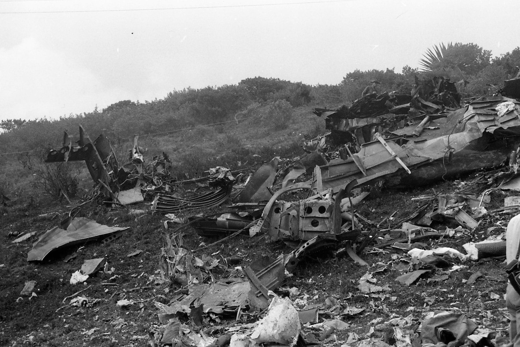 El vuelo 203 de Avianca, un Boeing 727-21, quedó destruido por una bomba sobre Soacha, Colombia, el lunes 27 de noviembre de 1989. La bomba, ordenada por el Cartel de Medellín. Foto: Archivo Colprensa