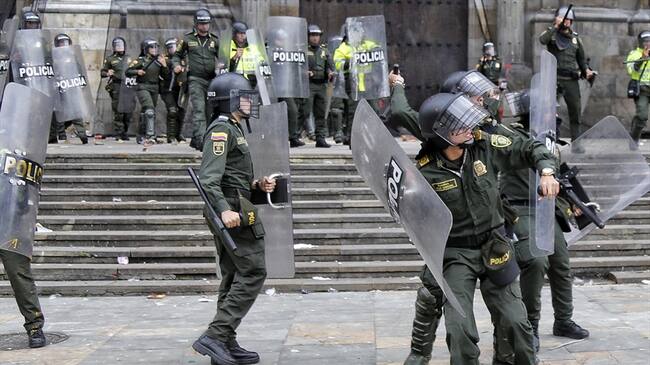 Organizadores señalan que autoridades darán cuenta de su respeto a la ley, obrando correctamente durante la fumatón. Piden no violar los derechos de los participantes. . Foto: Colprensa