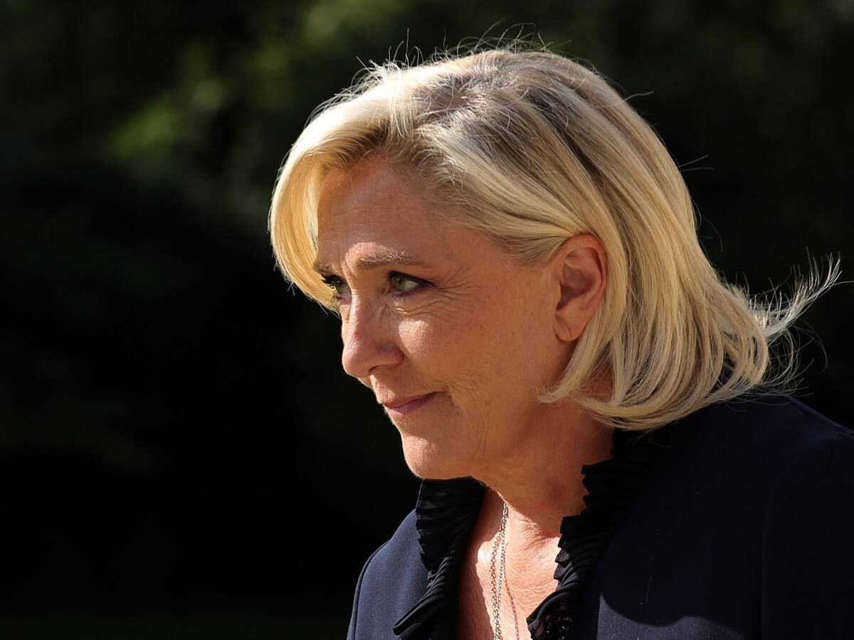 Marine Le Pen afronta “serena” su juicio por financiación ilegal e insistió en su inocencia