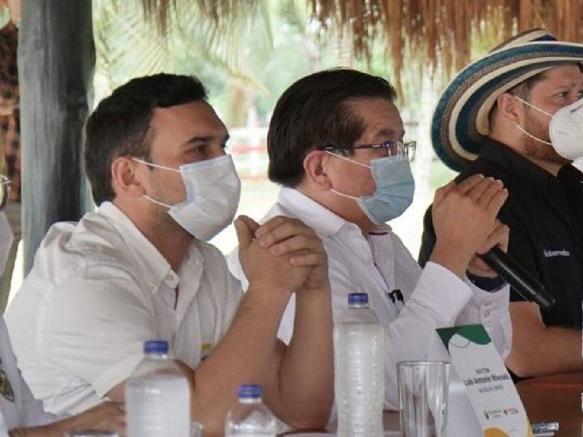 Ministro de Salud monitoreó jornadas de vacunación en Córdoba