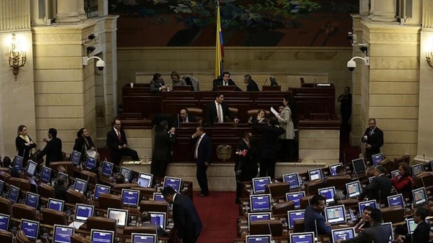 Avanza proyecto que amplía periodo de actuales alcaldes y gobernadores hasta 2022. Foto: Colprensa