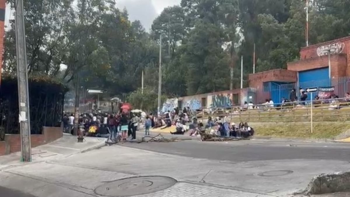 Tercer día de protestas en Bogotá afecta la movilidad en puntos críticos de la ciudad