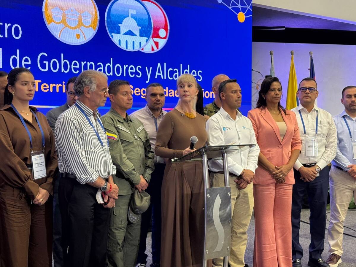 Gobernadores piden al presidente Petro redefinir la Paz Total y reforzar la seguridad en regiones