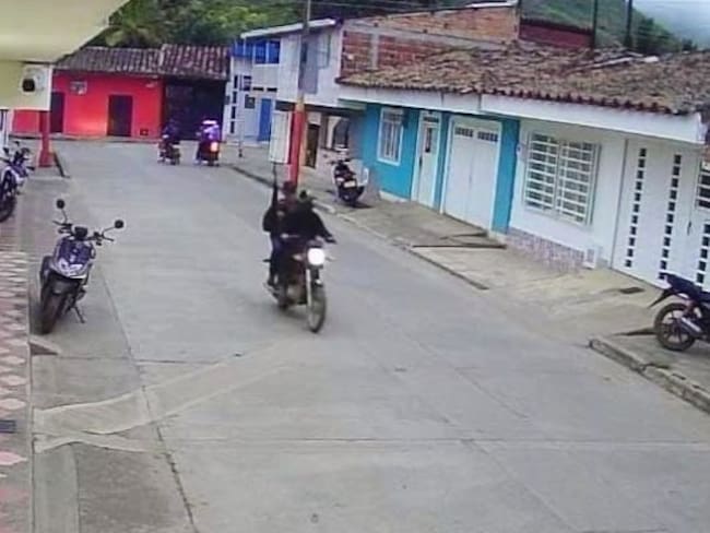 Presencia de hombres armados causa pánico en El Dovio, Valle del Cauca