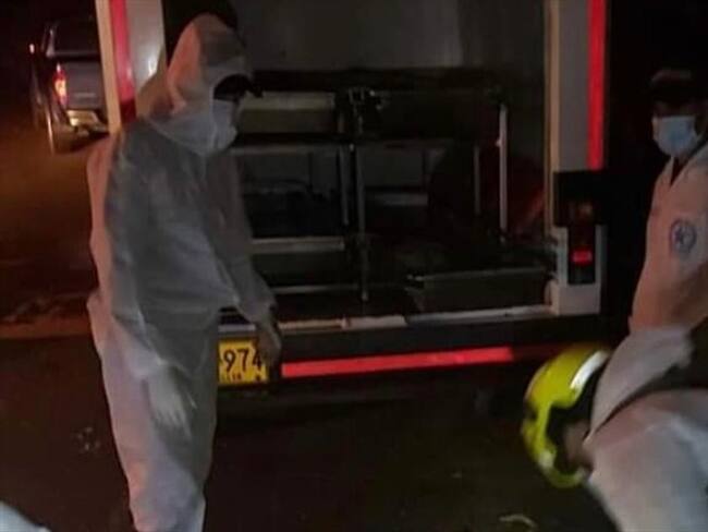 El traslado se hizo para su respectiva identificación y posterior entrega a sus familiares.. Foto: Cortesía Alcaldía de Neira, Caldas