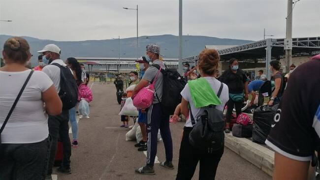 Más de 600 venezolanos son recibidos en el Centro de Atención en Tienditas en la frontera. Foto: Cortesía
