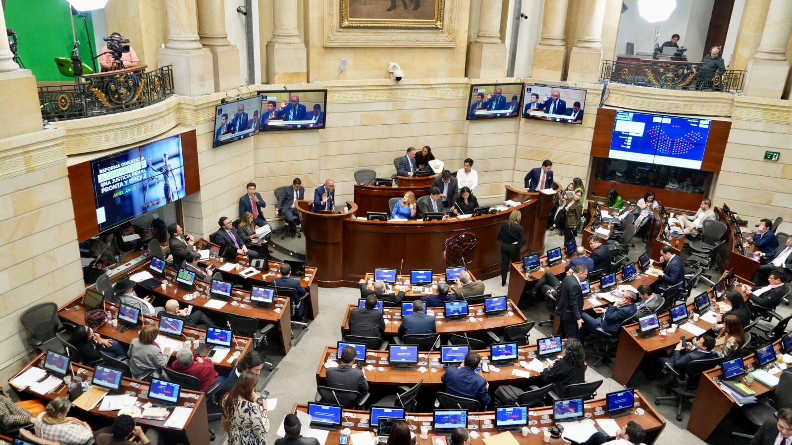 La Plenaria del Senado discute en segundo debate la reforma a la justicia presentada por la Corte Suprema y la Fiscalía. (X - @MinjusticiaCo)