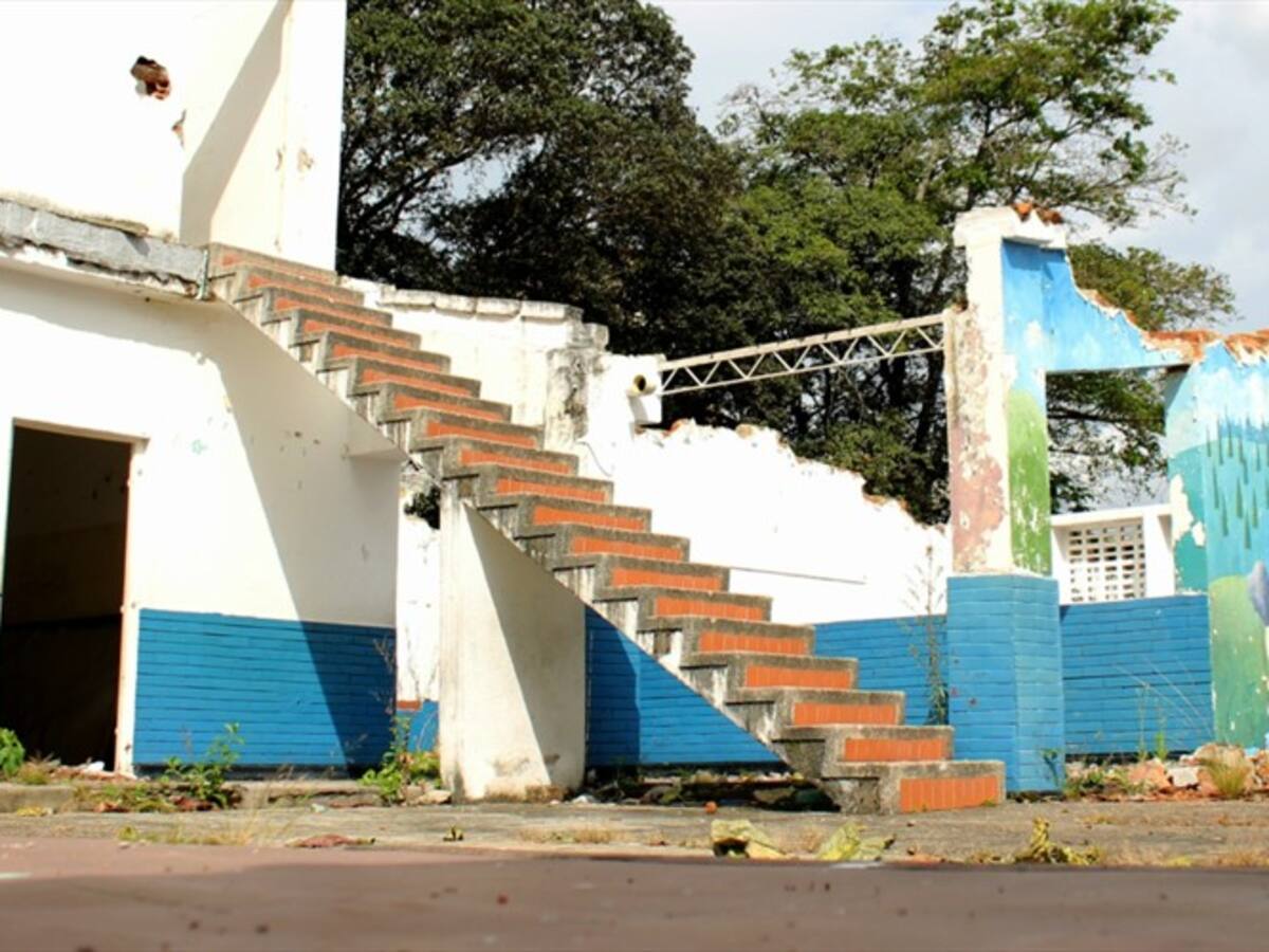 Por demora de contratistas, colegios de Bucaramanga no inician su construcción