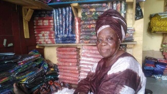 El renacimiento cultural del adire, la tela más representativa de Nigeria. Foto: Agencia Anadolu