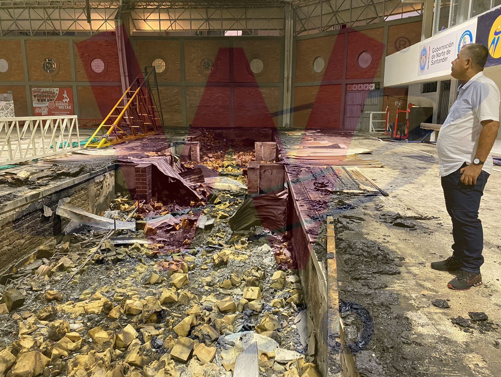 Así quedo coliseo menor Eustorgio Colmenares en Cúcuta después de incendio dentro de sus instalaciones. / Foto: Archivo.