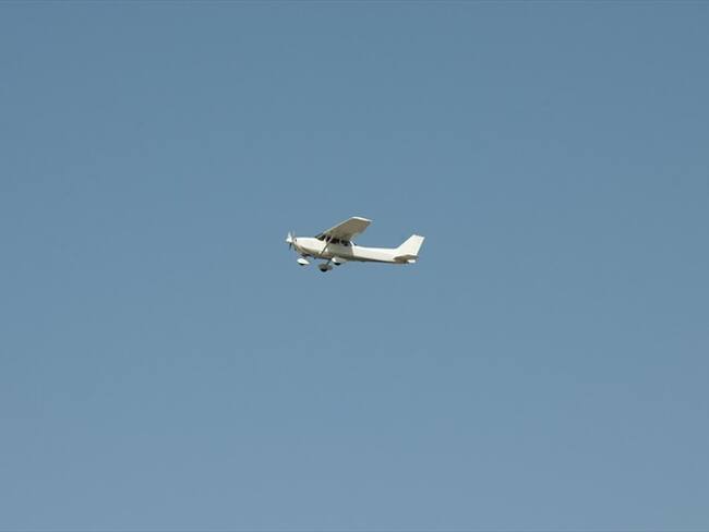 Denuncian sobrecostos en compra de aeronaves por parte de la FAC