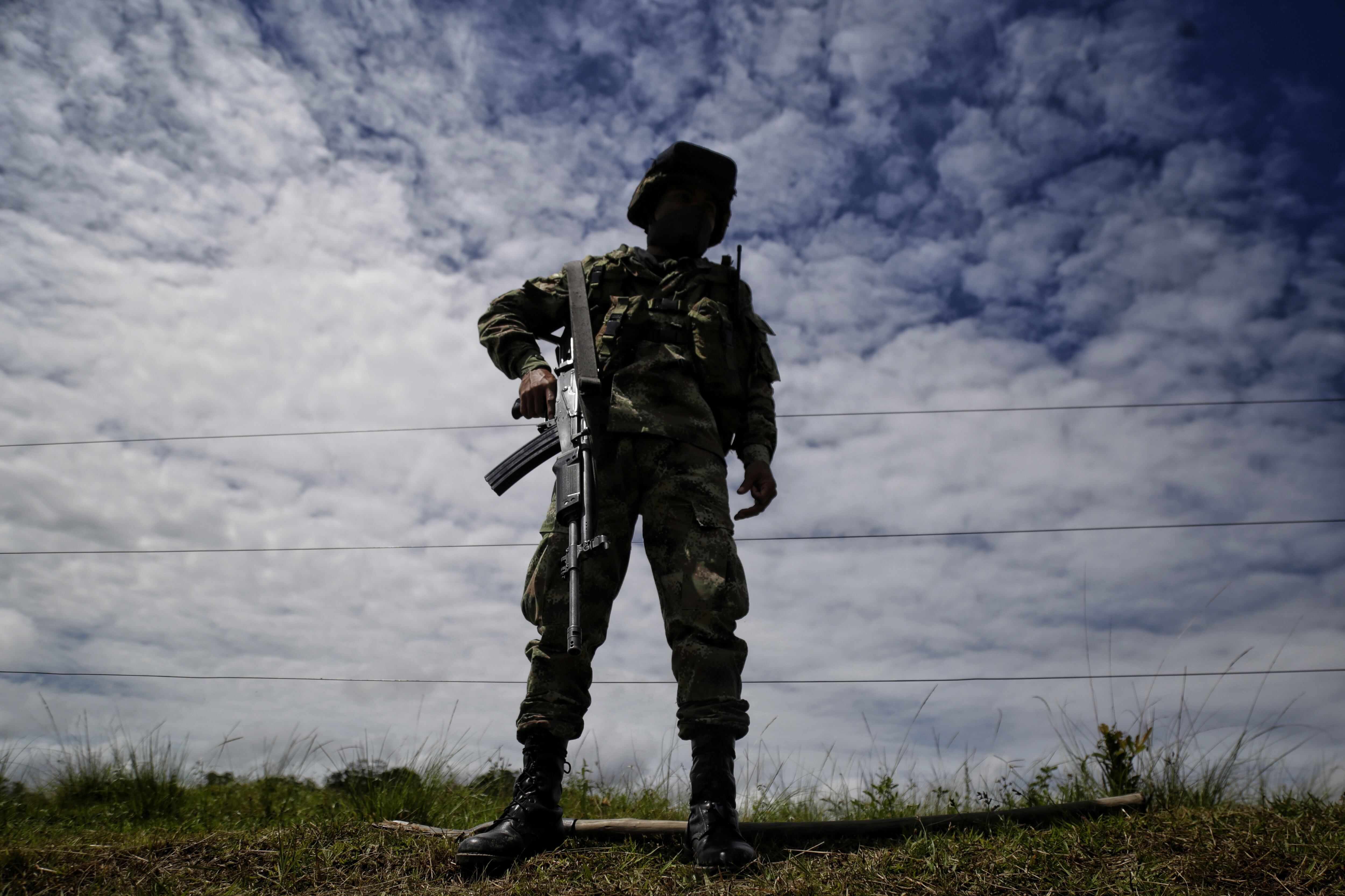 Caño Cristales. 21 de julio de 2021. Ejército Nacional de Colombia. (Colprensa - Álvaro Tavera)