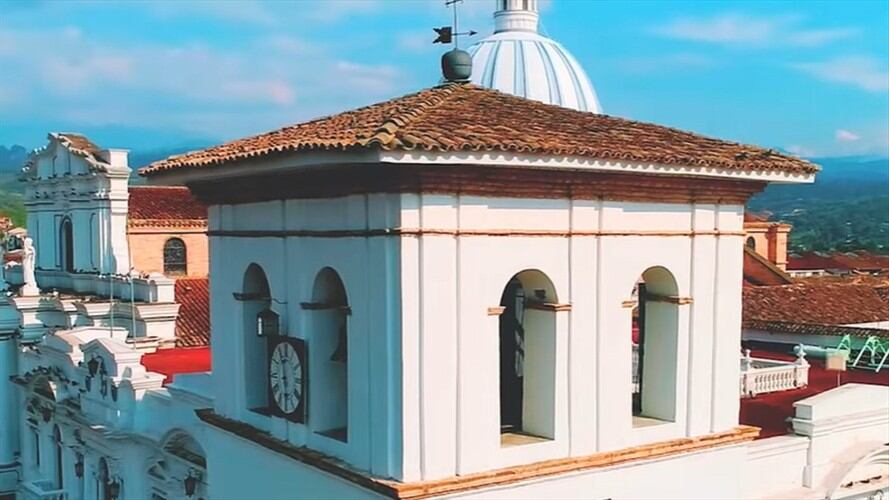 Las iglesias e incluso los parques recreativos podrán retomar sus operaciones, si han presentado los documentos en la Alcaldía . Foto: Cortesía Duber Pérez