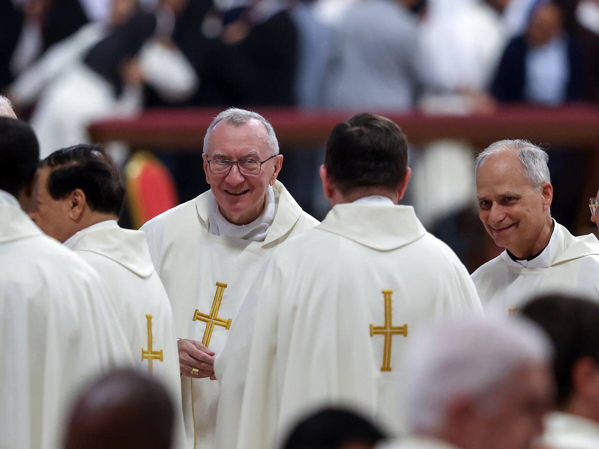Un deseo de “suerte” al cardenal Parolin en la misa antes del cónclave genera curiosidad