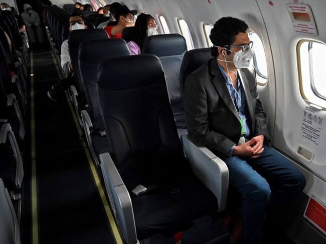 Por reactivación de vuelos, 3.600 personas han entrado y salido del país. Foto: Getty Images / LUIS ROBAYO