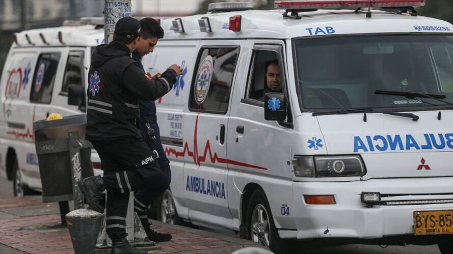 Quienes usen de forma indebida las líneas de emergencia pueden exponerse a multas de hasta 32 salarios mínimos. Foto: Getty Images
