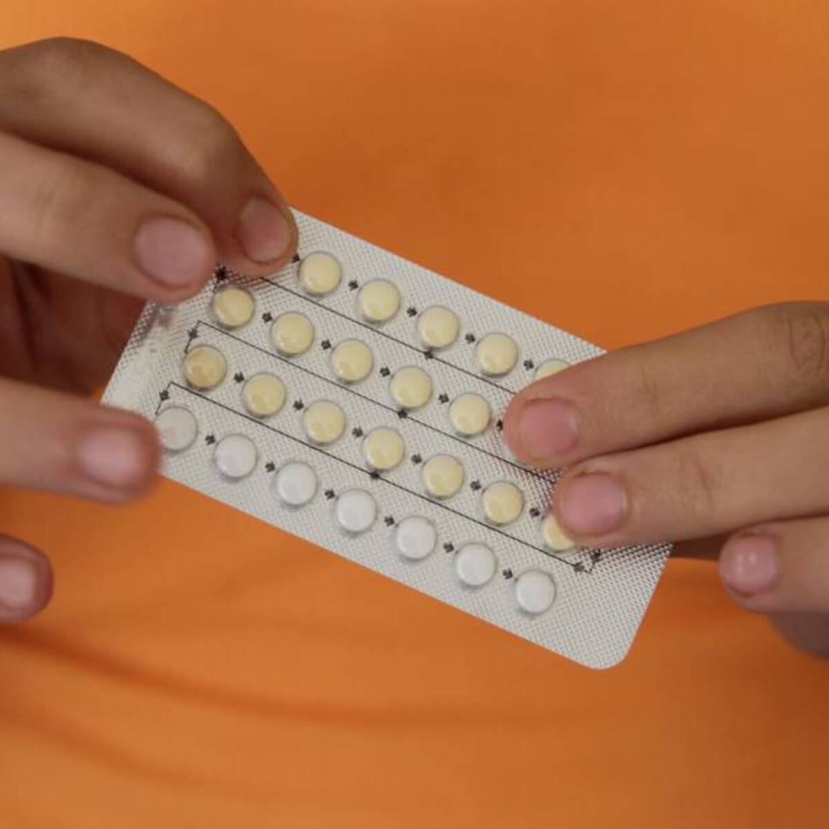 ¿Los anticonceptivos hormonales disminuyen el deseo sexual?