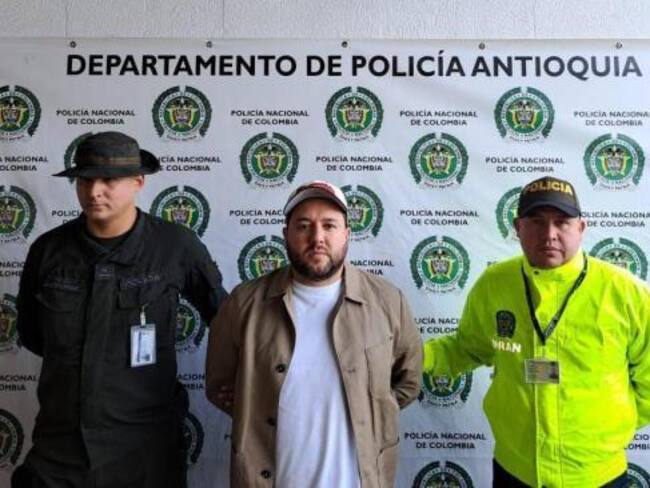 Ángel Josué Velázquez Bravo, capturado en Antioquia, señalado de ser el pagador del cartel de Sinaloa. Foto: Policía Nacional.