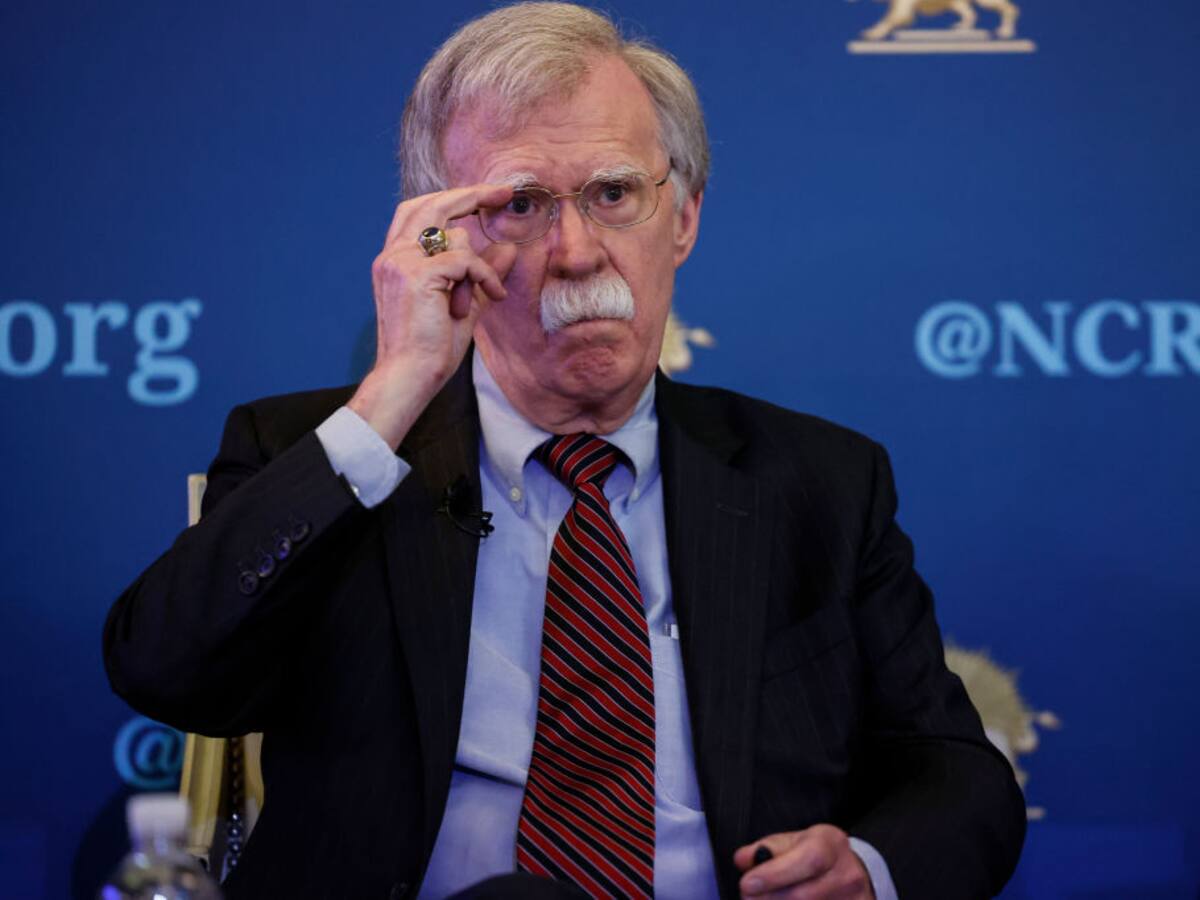 La única esperanza para que Maduro salga del poder es el Ejército venezolano: John Bolton