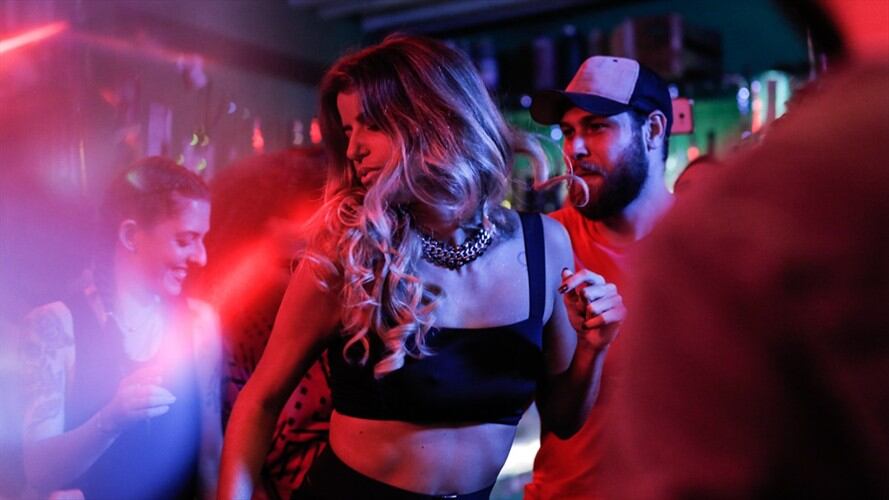 Llámame Bruna, serie original de Fox Premium, que narra la vida de Bruna Surfistinha, una escort brasileña que logró entrar a altos círculos sociales . Foto: Fox