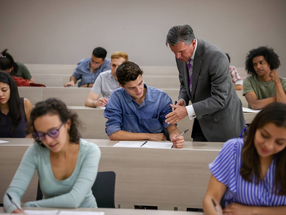 10 carreras colombianas entre las mejores del mundo: ¿En dónde estudiarlas?