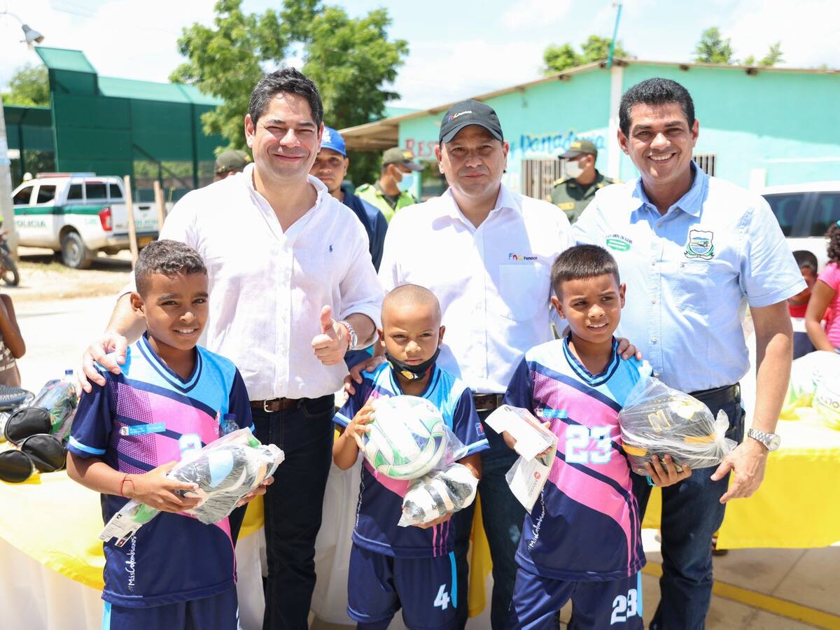 Ministro del Deporte y Fenoco, unidos por los niños del norte del Magdalena